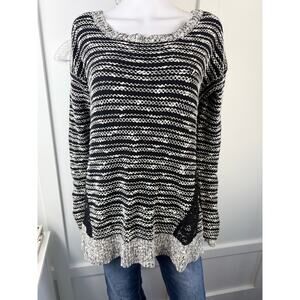 Beautiful Womens Maurices Top Size XL